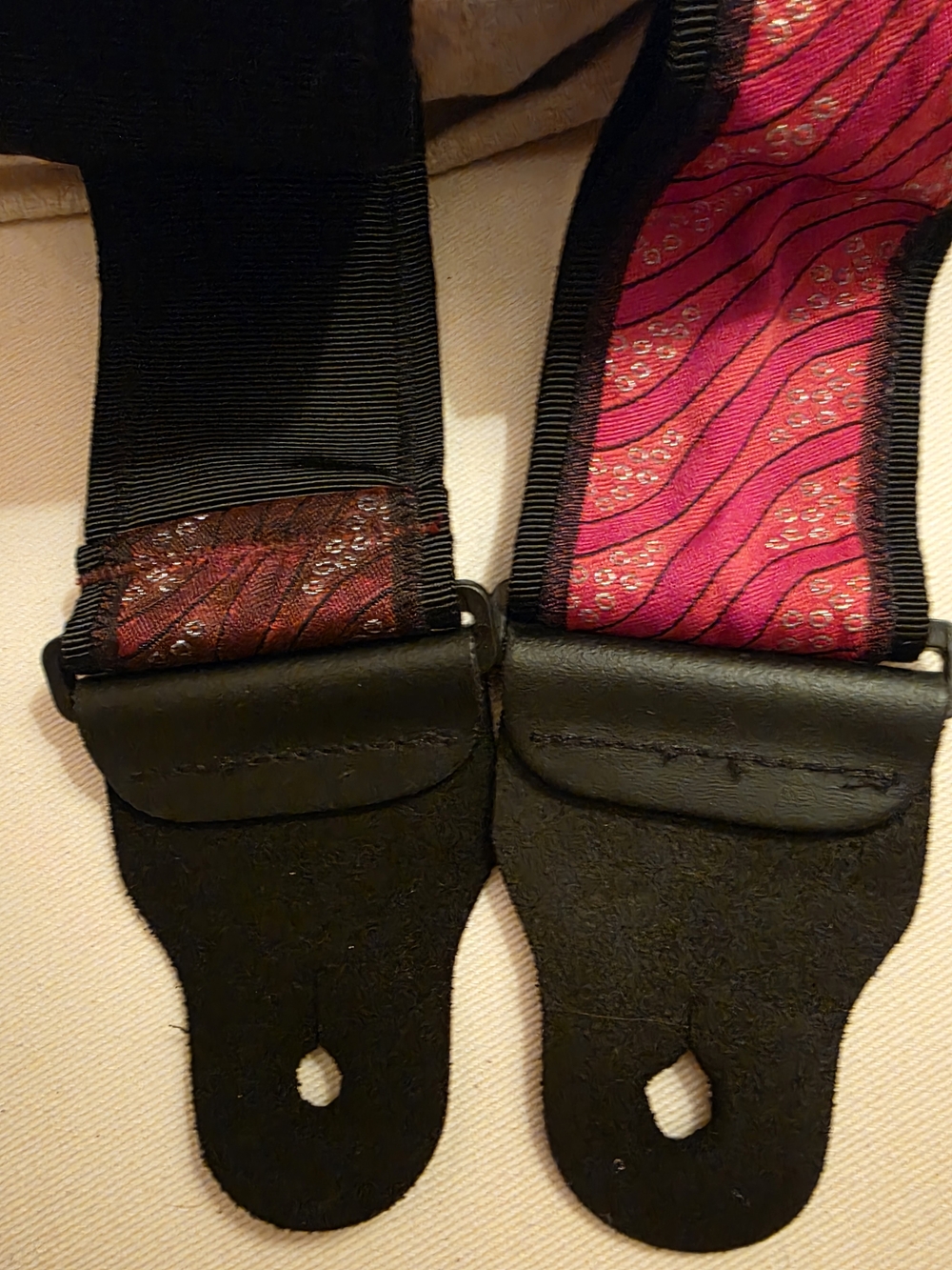 Red Patterned Guitar/ Mandoline Strap - Picture 5 of 5